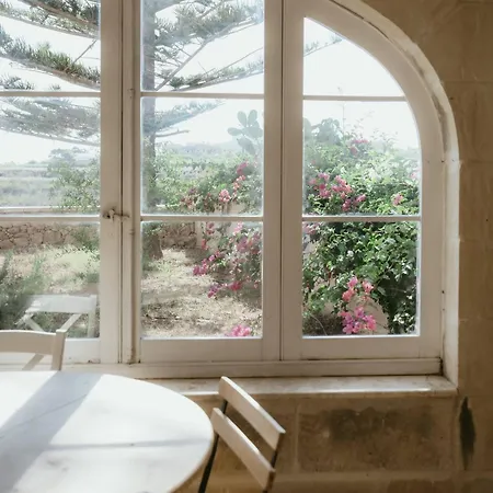 Dar Juno Traditional Gozo Villa *